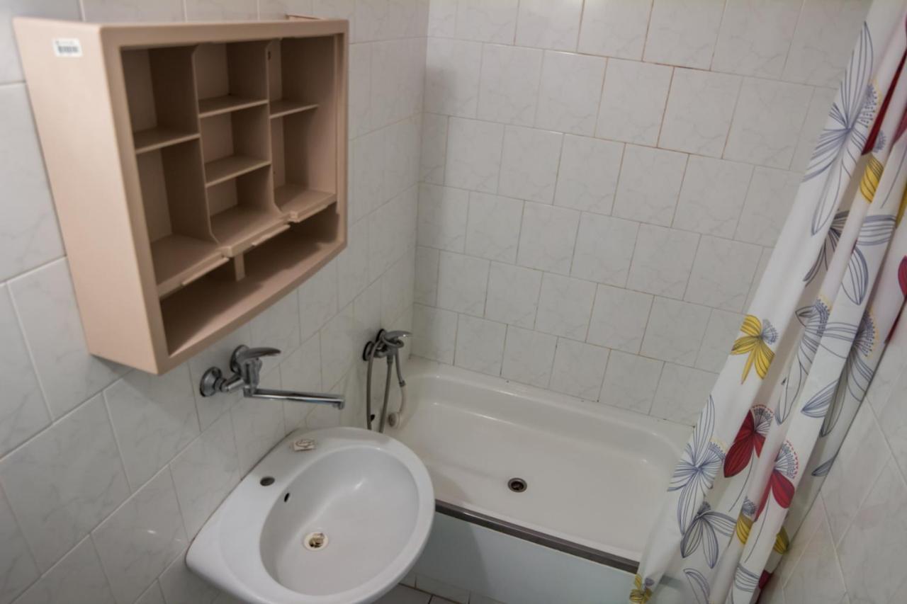 Hostel Blanice Prag Exteriör bild