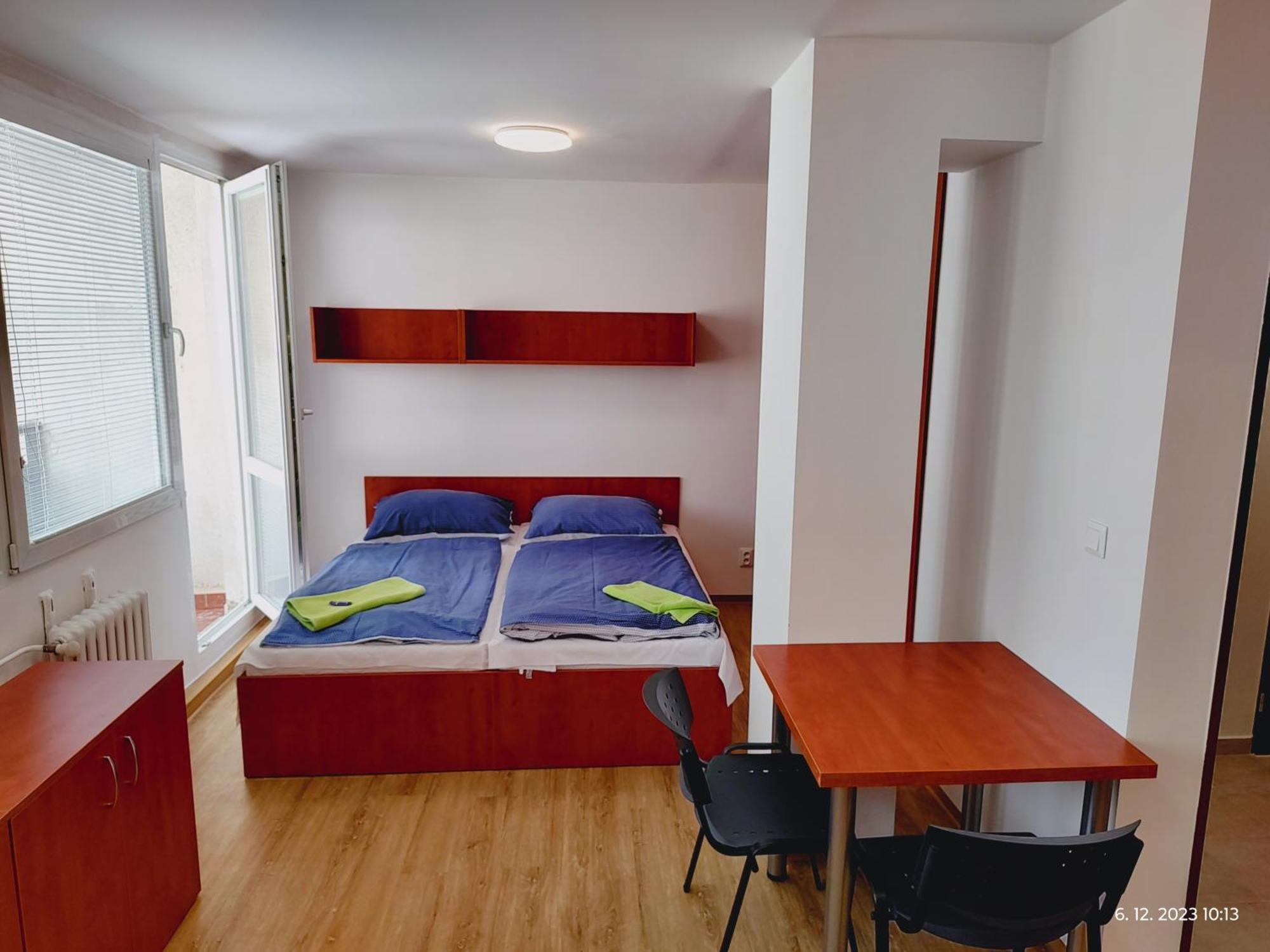 Hostel Blanice Prag Exteriör bild